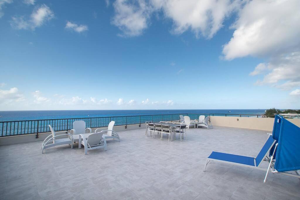 Luxury Ocean Front Seadreams 2 With 7 Mile Beach Views West Bay المظهر الخارجي الصورة